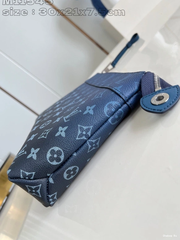 SOUPLE-30*21*7.5CM LOUIS POCHETTE VUITTON VOYAGE 0715